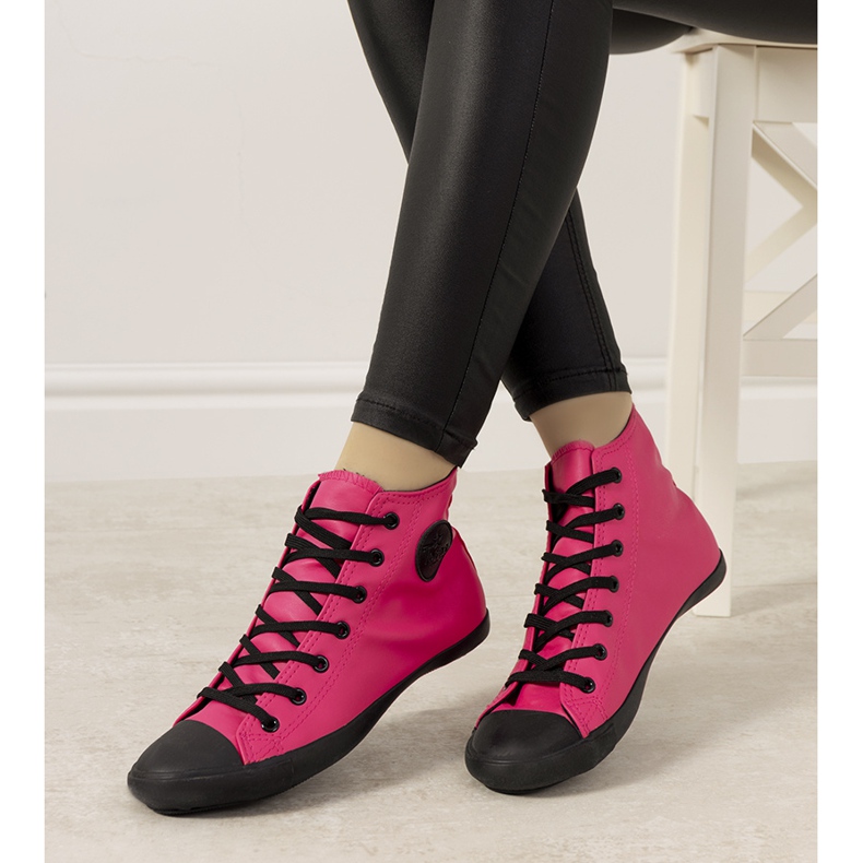 Tênis Shape of You preto vermelho rosa 1 Tênis Shape of You preto vermelho rosa 1