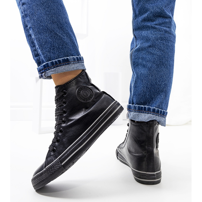 Tênis cano alto com isolamento preto, Lade 2 Tênis cano alto com isolamento preto, Lade 2