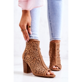 FB1 Botas a céu aberto em um pós-camelo Brittany castanho 1 FB1 Botas a céu aberto em um pós-camelo Brittany castanho 1