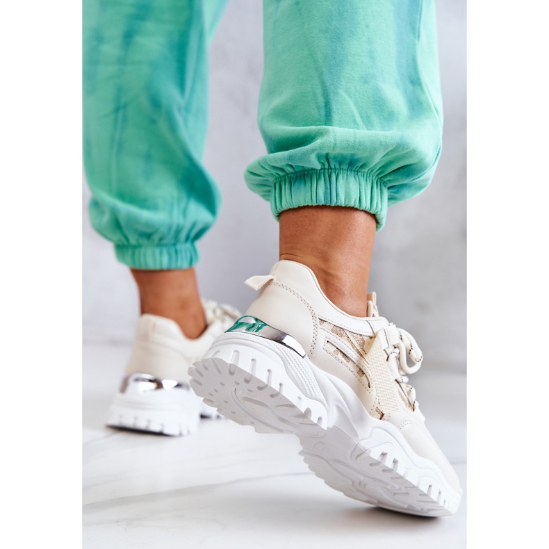 Tênis em uma sola maciça bege seu estilo 1