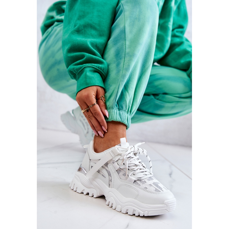 FB2 Tênis em uma sola maciça. Branco seu estilo 1