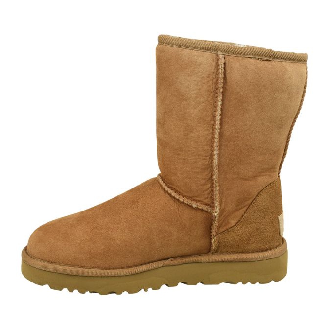 Ugg Classic Short Ii W 1016223-CHE castanho 1