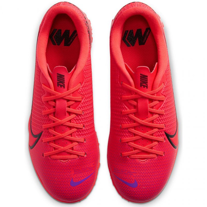 Chuteiras Nike Mercurial Vapor 13 Academy Tf Jr AT8145-606 vermelho laranjas e tintos 1
