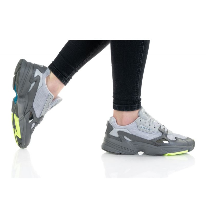 Sapatos Adidas Falcon WW EE5115 preto 1