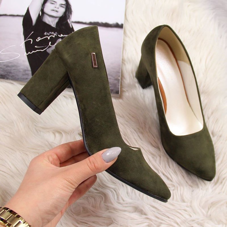 Bombas no posto Monique W AN866J azeitona cáqui verde 1