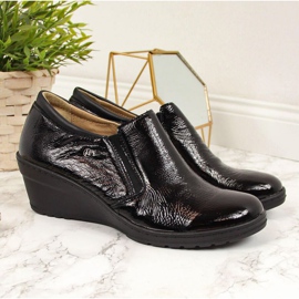 Sapatos de couro lacado Helios W 389 preto 3