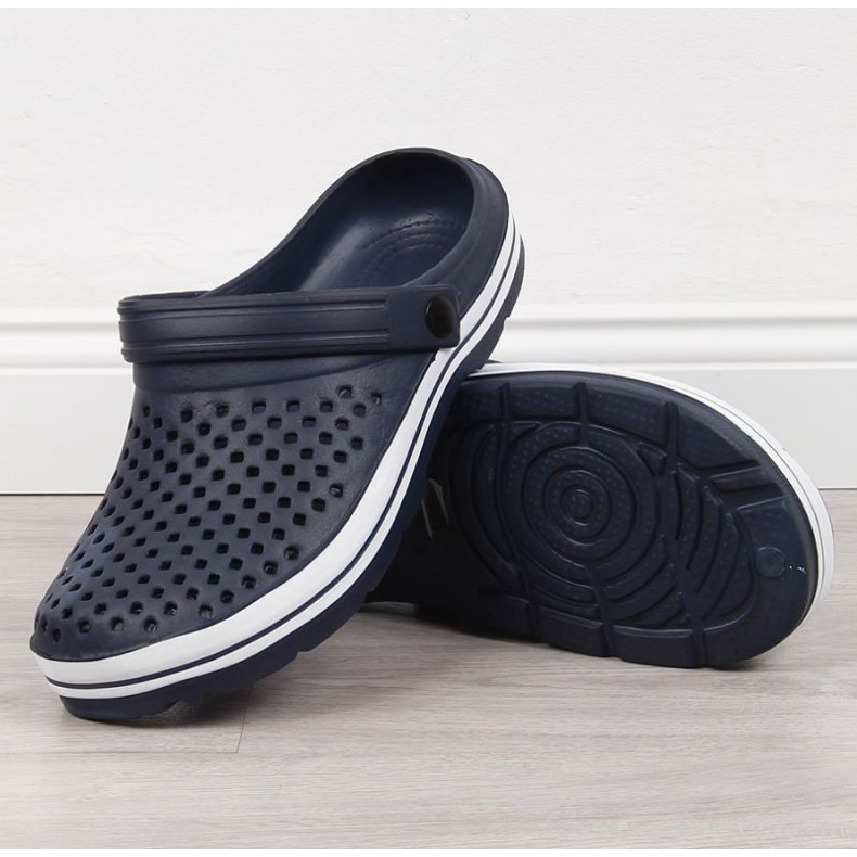 NEWS W EVE300B chinelos de espuma perfurada azul marinho 1