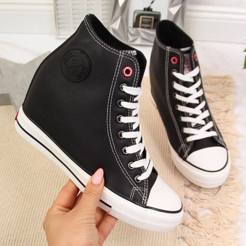 Tênis com cunha Cross Jeans W II2R4025C preto branco 1