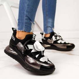 Tênis pretos com inscrições Vinceza W JAN49B 2