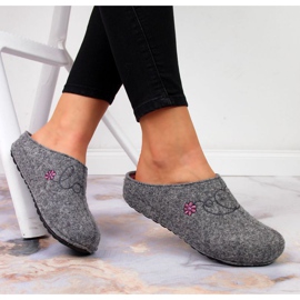 Chinelos com bordado Panto Fino W INT1632 cinza 1 Chinelos com bordado Panto Fino W INT1632 cinza 1