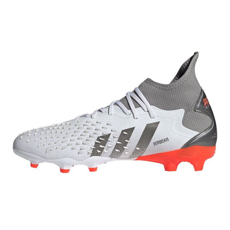 Chuteiras Adidas Predator Freak.2 Fg M S24190 cinza, branco cinza 1
