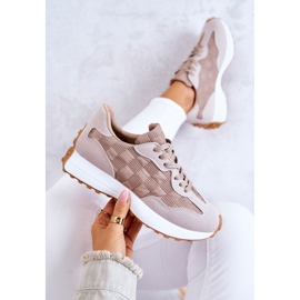 Tênis Classic Sport Bege Patrice amarrado 1