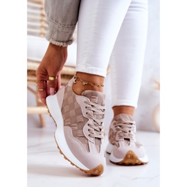 Tênis Classic Sport Bege Patrice amarrado 2