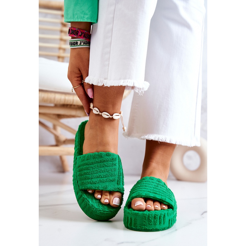 FJ1 Chinelos na plataforma Green Lilly verde 1