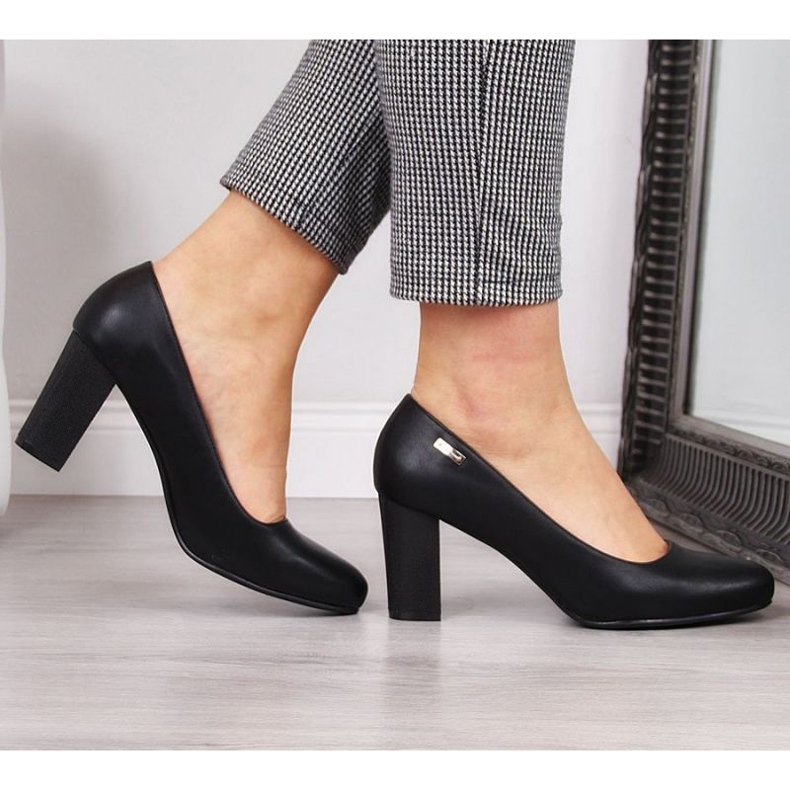 Bombas no post Sergio Leone W SK193A preto 2