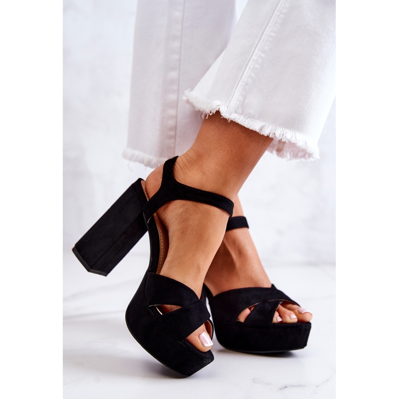 FM1 Sandálias pretas de camurça no calcanhar Semilla preto 2