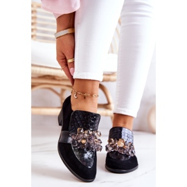 Sapatos de camurça com decoração preta Davine preto 2
