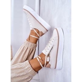 FB2 Calçados esportivos na plataforma bege Louis 1