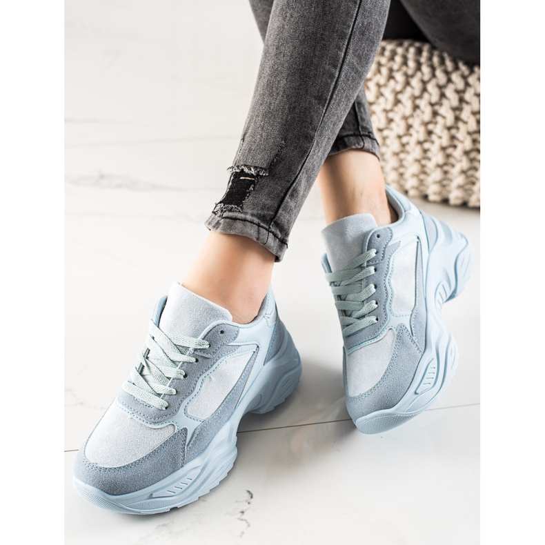 Marquiz Tênis Azuis na Plataforma azul 2