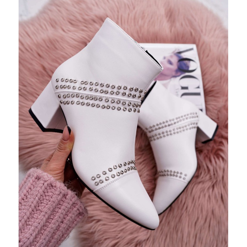 SEA Botas femininas de salto alto em spitz com rebites White Primma branco 4 SEA Botas femininas de salto alto em spitz com rebites White Primma branco 4