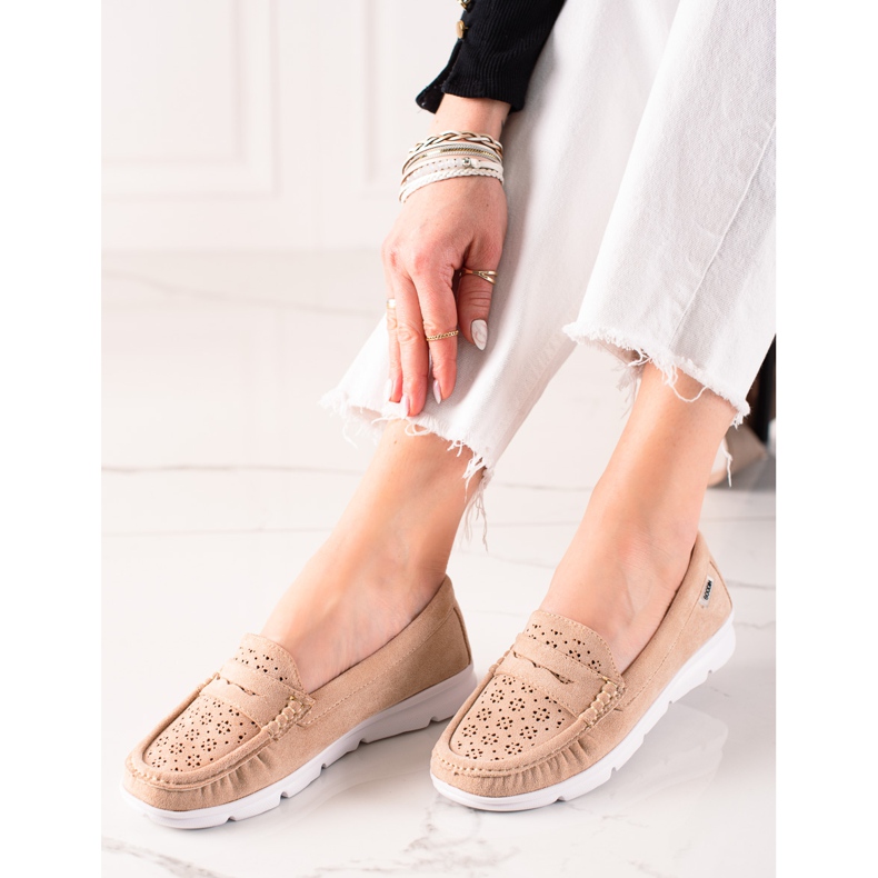 Goodin Mocassins com padrão vazado bege 2 Goodin Mocassins com padrão vazado bege 2