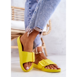 Chinelos femininos Big Star com fivela FF274A392 Amarelo 2