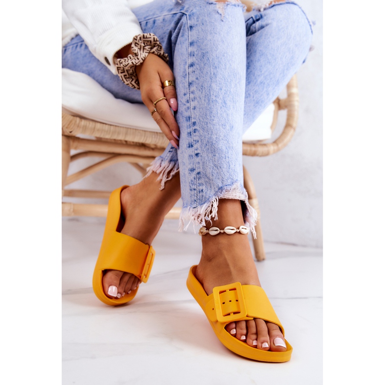 Chinelos femininos Big Star com fivela FF274A393 laranja 2 Chinelos femininos Big Star com fivela FF274A393 laranja 2