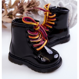 Botas infantis lacadas com zíper preto Tibbie 2