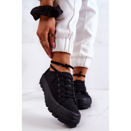 Tênis feminino na plataforma preta Big Star JJ274489 preto 2