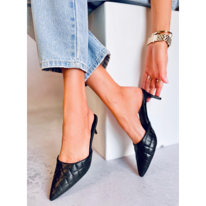 Estiletes acolchoados Gloria Black preto 1