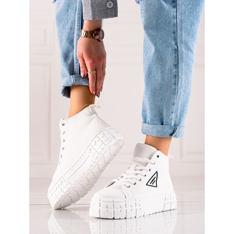 TRENDI Sapatos de moda de cano alto branco 1 TRENDI Sapatos de moda de cano alto branco 1