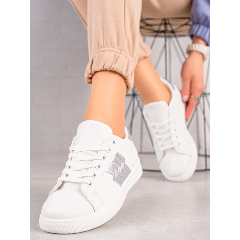 TRENDI Tênis com inserção de prata branco 1 TRENDI Tênis com inserção de prata branco 1