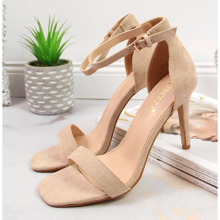Sandália com salto agulha Vinceza W JAN81B bege 2