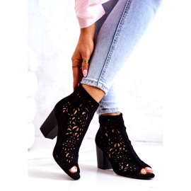 FB1 Botas pretas a céu aberto em um post Brittany preto 2 FB1 Botas pretas a céu aberto em um post Brittany preto 2