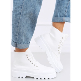 Costa White Tênis de trekking cano alto branco 1