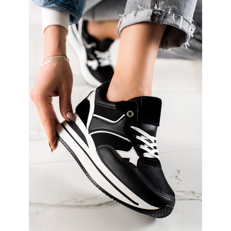 TRENDI Espreitadelas negras na plataforma preto 1