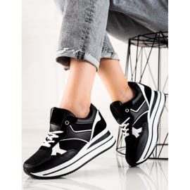 TRENDI Espreitadelas negras na plataforma preto 2