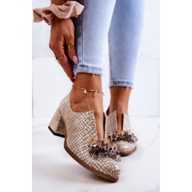 PA2 Salto alto de couro elegante com decoração bege Delaver 1