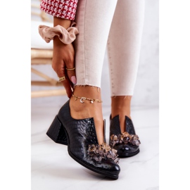 PA2 Salto alto de couro elegante com decoração preta Delaver preto 1