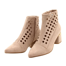 M.Daszyński Botas vazadas femininas Daszyński MR2168A-3 camurça Bege 2 M.Daszyński Botas vazadas femininas Daszyński MR2168A-3 camurça Bege 2