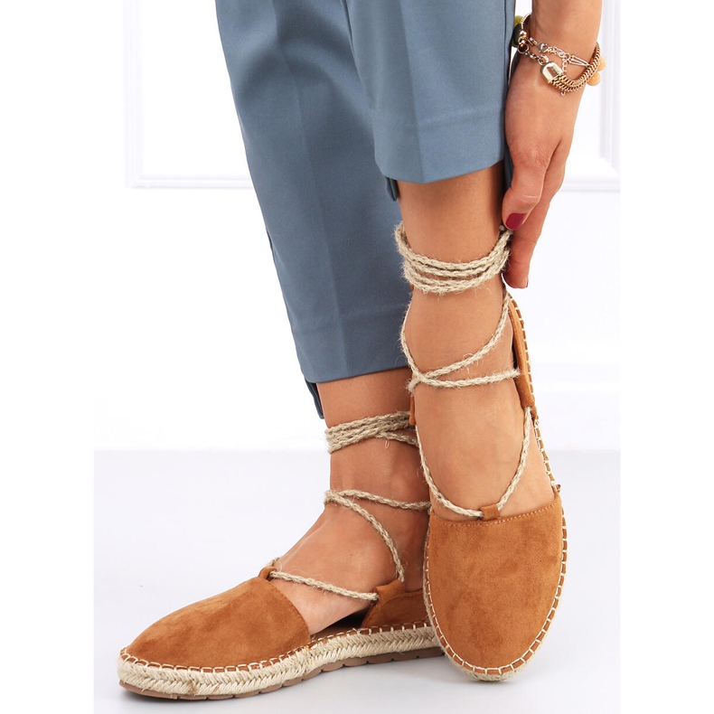 Alpargatas femininas Arely Camel castanho 2