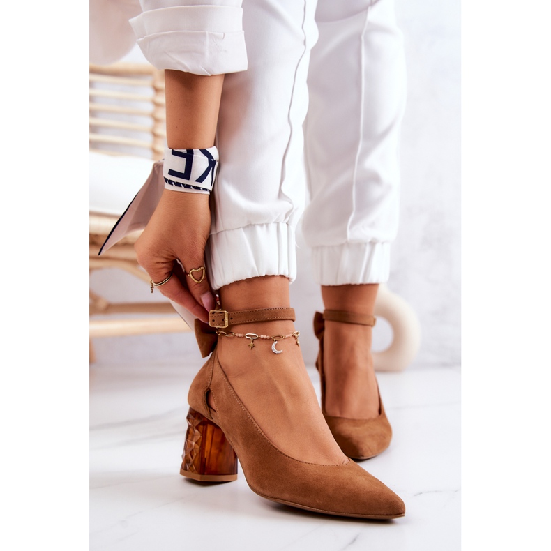 Sapatos de camurça com laço Maciejka 05059-29 Marrom 2