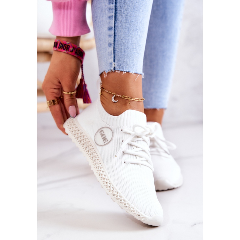 Tênis esportivo feminino GOE JJ2N4151 Branco 2