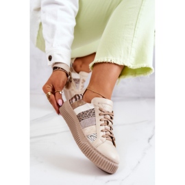 Sapatos Esportivos de Couro na Plataforma Maciejka 05482-04 Bege 1