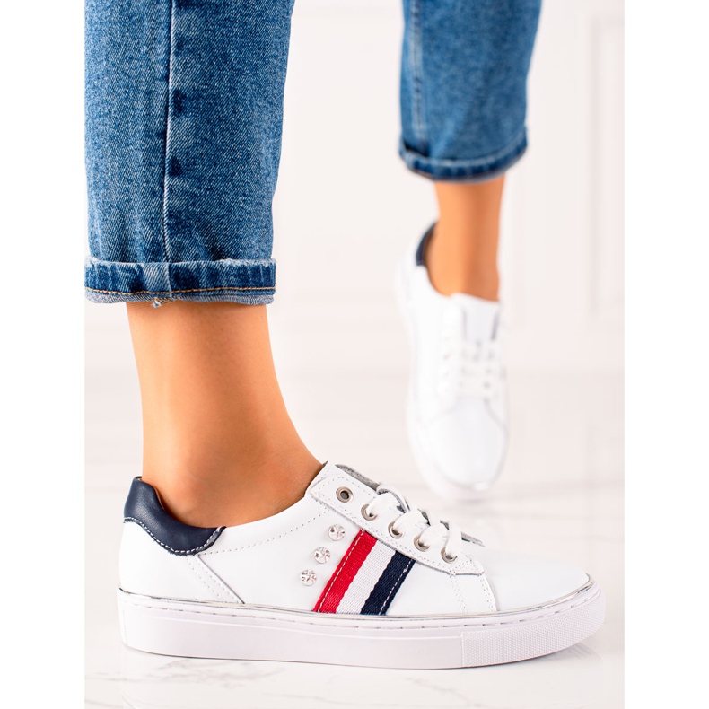 Tênis esportivo em couro VINCEZA branco 2