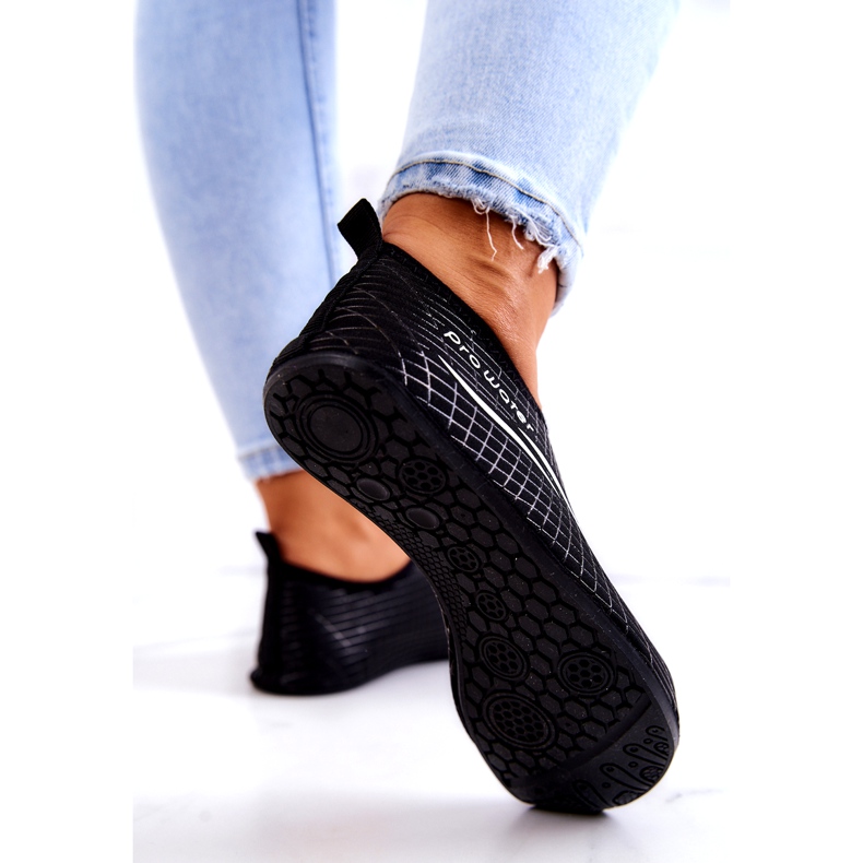 Sapatos de neopron para água ProWater PRO-22-34-014M preto 2