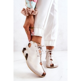 Botas de couro claro Maciejka 03426-25 bege claro 1