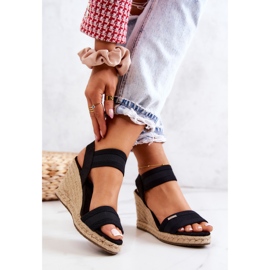 Sandálias femininas em cunha Big Star JJ274976 preta preto 2