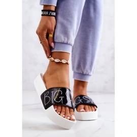 Chinelos femininos de borracha Big Star JJ274A276 branco e preto 1