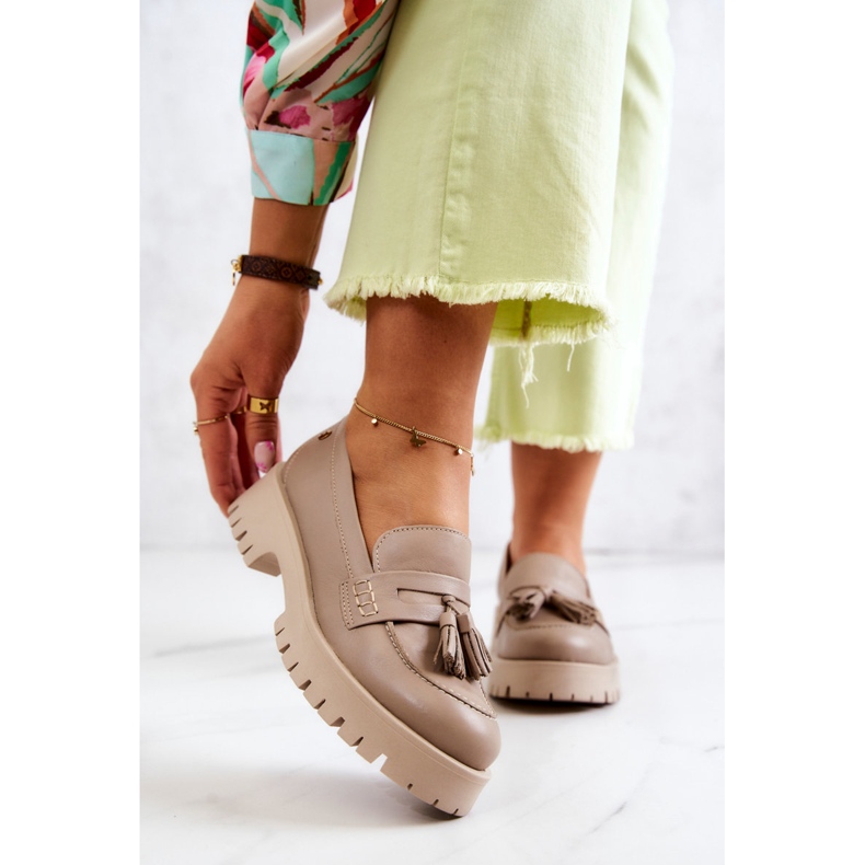 Sapatos de couro feminino Franjas Maciejka 05497-04 Bege 2